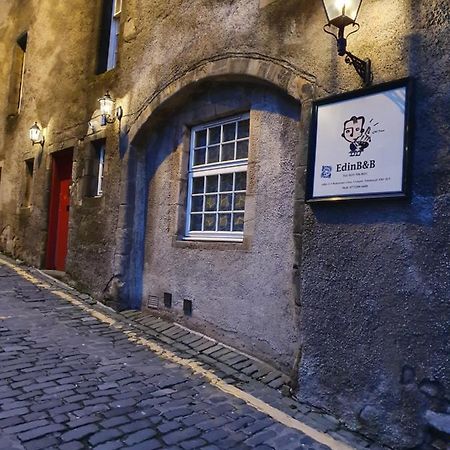 Edinb&B 외부 사진