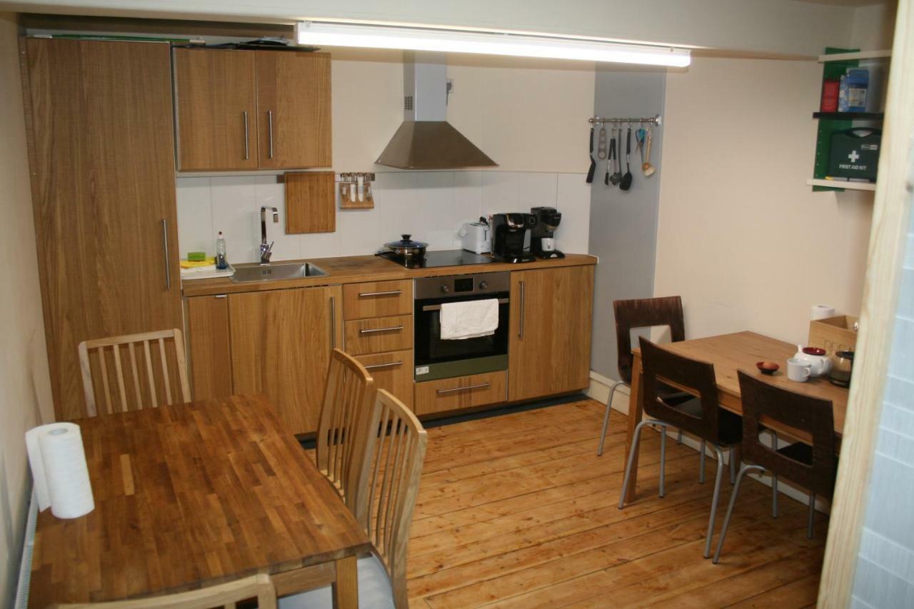 Edinb&B 외부 사진